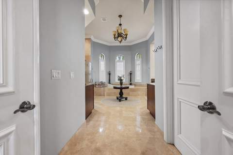 10586 Versailles Boulevard, Wellington FL - photo 23 of 62