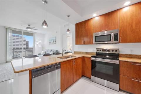 315 NE 3rd Avenue #1404, Fort Lauderdale FL - photo 11 of 25