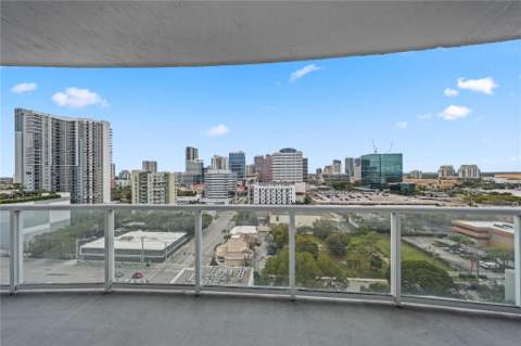 315 NE 3rd Avenue #1404, Fort Lauderdale FL - photo 8 of 25