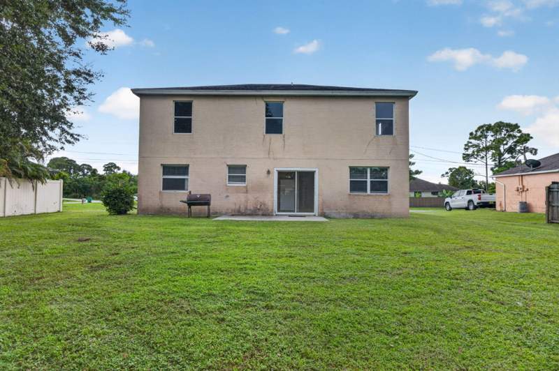 4 bedroom Single Family Residence at 1965 SW Bellevue Avenue, Port St Lucie Section 20, Port St. Lucie — photo 4