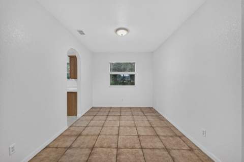 1965 SW Bellevue Avenue, Port St. Lucie FL - photo 12 of 32