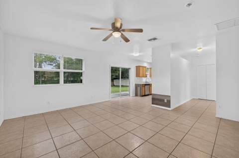 1965 SW Bellevue Avenue, Port St. Lucie FL - photo 16 of 32