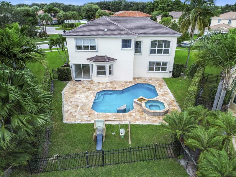 5 bedroom Single Family Residence at 6139 C Durham Drive, Journey's End, Lake Worth — photo 5