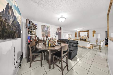 6736 Pansy Drive, Miramar FL - photo 9 of 39