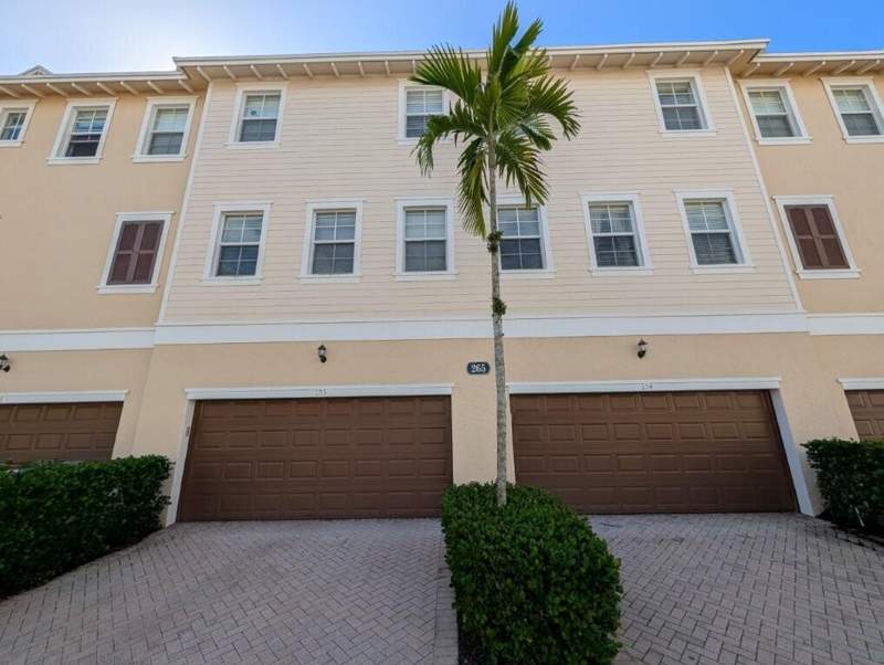 3 bedroom Condominium at 265 Indian Creek Parkway #105, Sandpiper Cove At Botanica Condo, Jupiter — photo 2