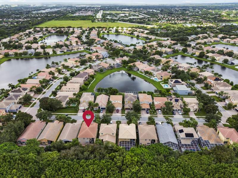 5 bedroom Single Family Residence at 7316 Viale Sonata, Isola Bella, Lake Worth — photo 3