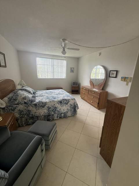 2800 NW 47th Terrace #304B, Lauderdale Lakes FL - photo 10 of 28