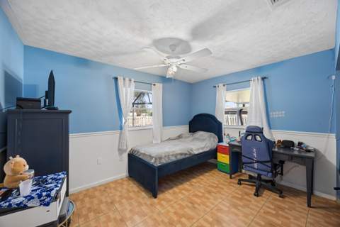 1101 SE Puritan Lane, Port St. Lucie FL - photo 14 of 28