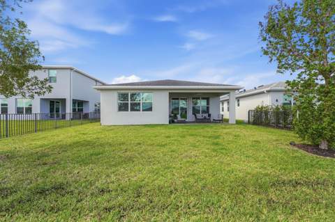 12767 SW Phoenix Drive, Port St. Lucie FL - photo 23 of 51