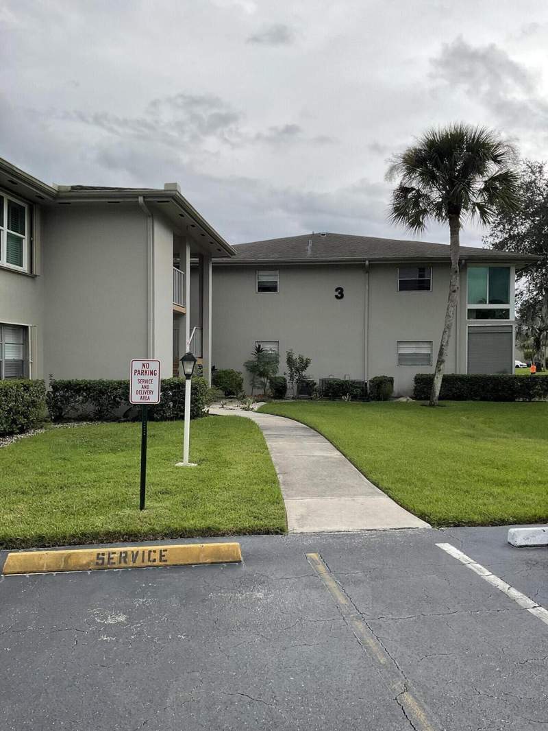 1 bedroom Condominium at 3 Lake Vista Trail #105, Vista St Lucie Buildings 9 Thru 20, Port St. Lucie — photo 2