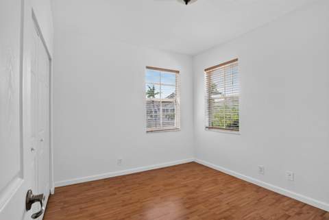 3037 Laurel Ridge Circle, Riviera Beach FL - photo 19 of 43