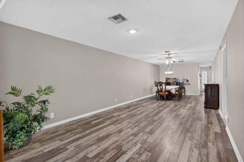 930 Savannas Point Drive #B, Fort Pierce FL - photo 7 of 31