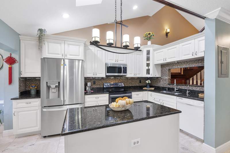 3 bedroom Condominium at 7780 NW 79th Avenue #F2, Bonaire Village At Woodmont, Tamarac — photo 2