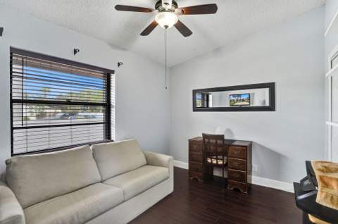 6120 Fairfield Circle, Greenacres FL - photo 15 of 33