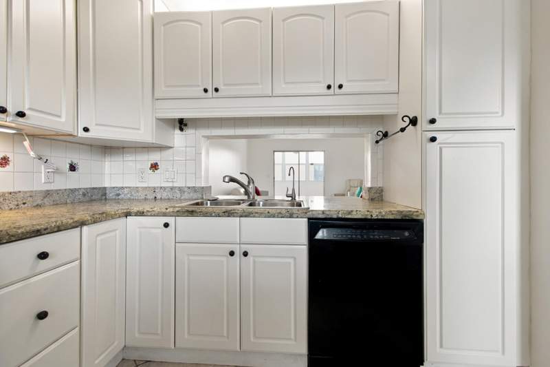 2 bedroom Condominium at 300 NE 26th Avenue #2100, Village Royale Greenhill Condo, Boynton Beach — photo 5