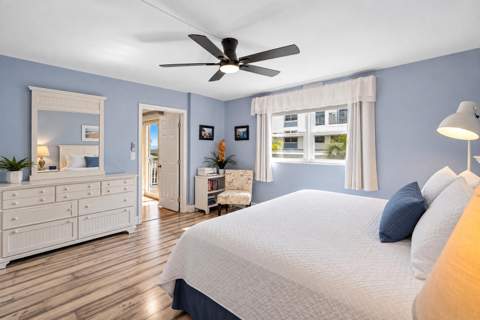 1161 Hillsboro Mile #305, Hillsboro Beach FL - photo 13 of 36