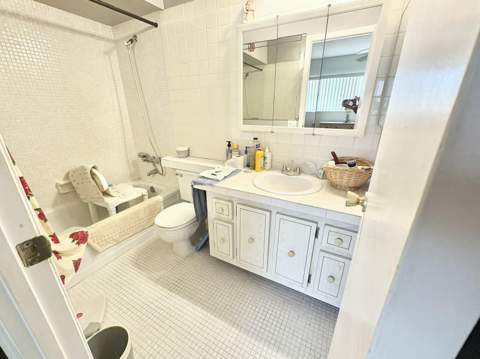 3506 NW 49th Avenue #604, Lauderdale Lakes FL - photo 7 of 12