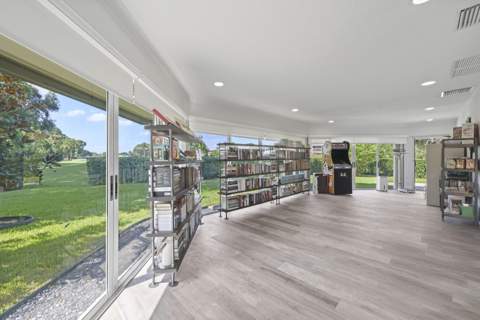 137 Clubhouse Boulevard, Atlantis FL - photo 22 of 55