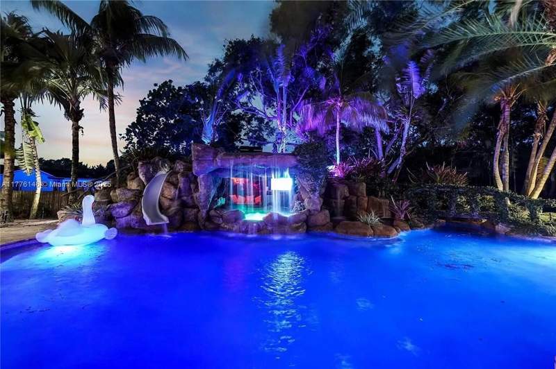 6 bedroom Single Family Residence at 14503 SW 16th Street, Fla Fruit Lands Co, Davie — photo 2