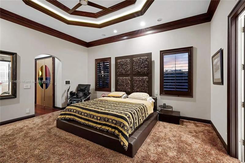 6 bedroom Single Family Residence at 14503 SW 16th Street, Fla Fruit Lands Co, Davie — photo 3