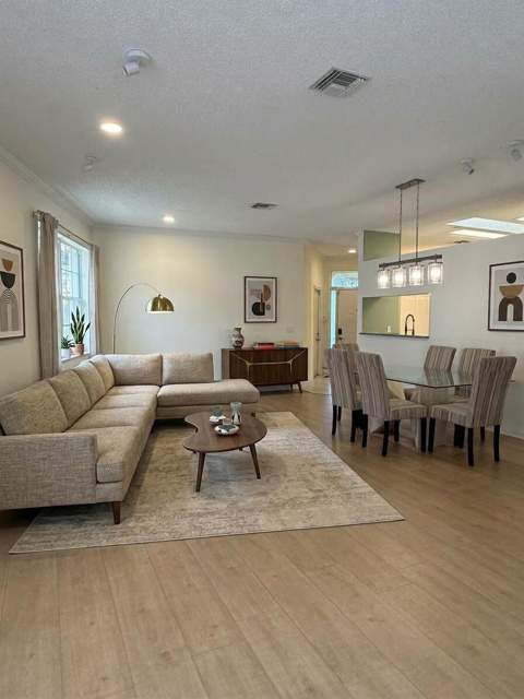 7705 Mansfield Hollow Road, Delray Beach FL - photo 8 of 33