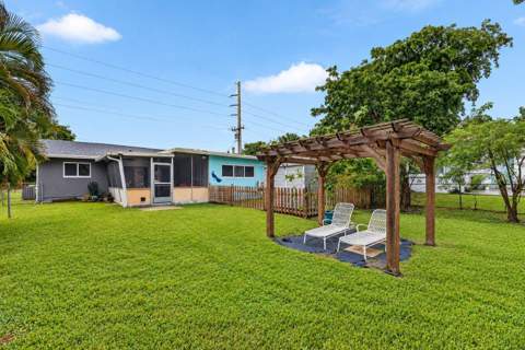 115 SE 2nd Street #1, Dania Beach FL - photo 24 of 27