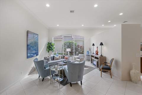 4017 Manchester Lake Drive, Lake Worth FL - photo 10 of 57