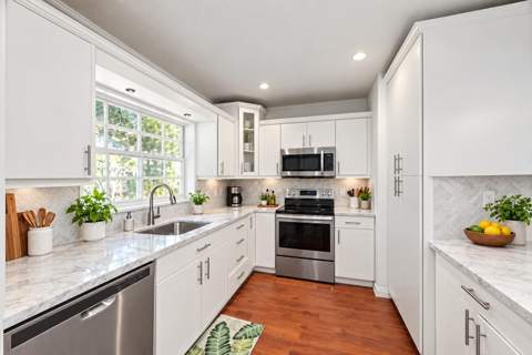 10975 NW 27th Place, Sunrise FL - photo 10 of 22