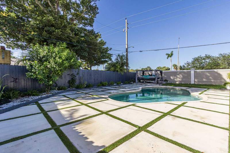 3 bedroom Single Family Residence at 8720 NW 46th Street, City Of Lauderhill Sec 1, Lauderhill — photo 5