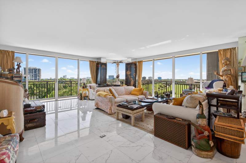 2 bedroom Condominium at 2427 Presidential Way #803, Parliament East Condo, West Palm Beach — photo 3