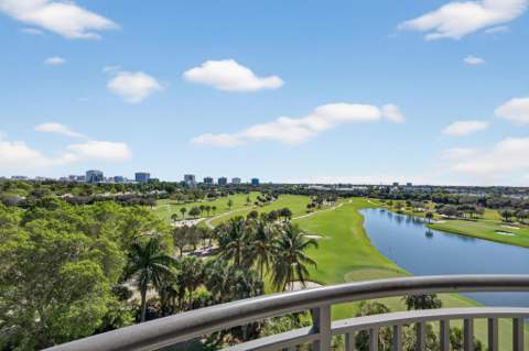 2427 Presidential Way #803, West Palm Beach FL - photo 24 of 31