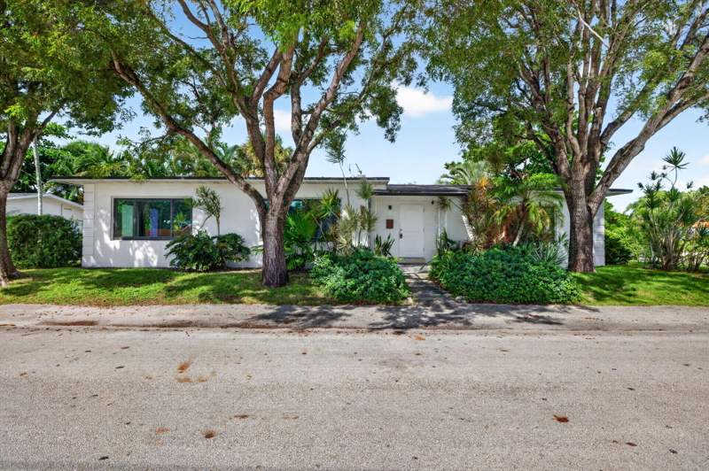 3 bedroom Single Family Residence at 1515 NE 16th Street, Poinsettia Heights, Fort Lauderdale — photo 2