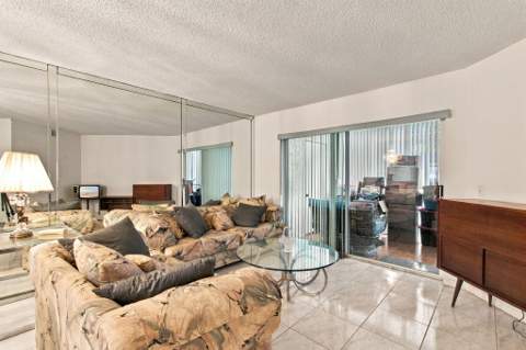 7605 Trent Drive #103-B, Tamarac FL - photo 8 of 34