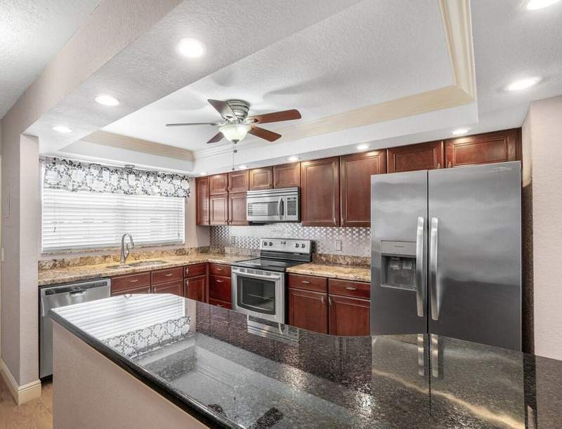 2 bedroom Condominium at 2006 S Federal Highway #408, Seagate Of Gulfstream Condo, Boynton Beach — photo 3