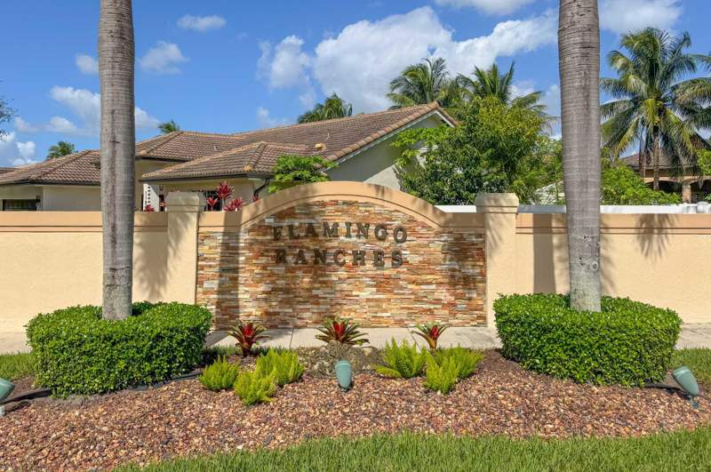 3 bedroom Single Family Residence at 12003 SW 47th Court, Flamingo Ranches, Cooper City — photo 2