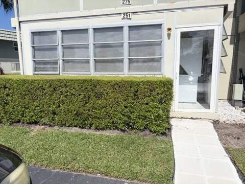 251 Flanders F, Delray Beach FL - photo 14 of 16