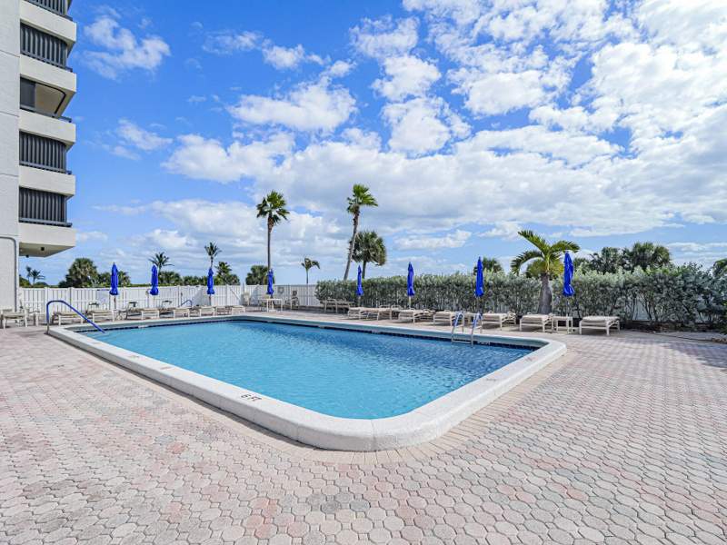 2 bedroom Condominium at 3100 N Highway A1A #804, Sands On The Ocean Section 1 Condominium, Fort Pierce — photo 5