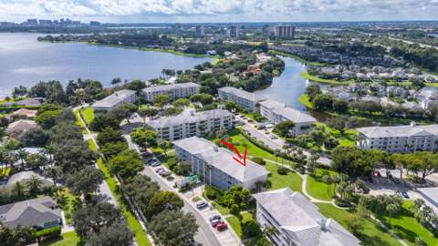 3626 Whitehall Drive #306, West Palm Beach FL - photo 21 of 22