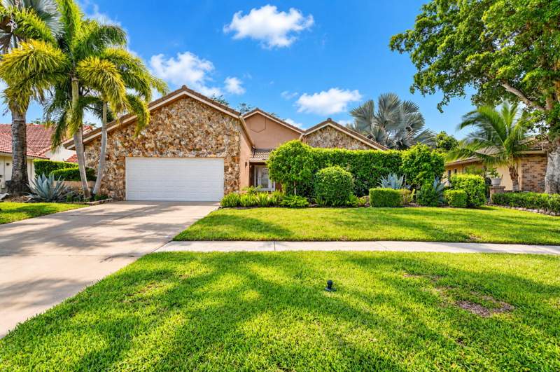 3 bedroom Single Family Residence at 20104 Back Nine Drive, Boca Greens 2, Boca Raton — photo 2