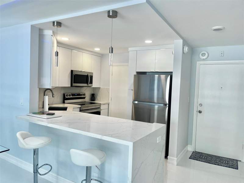 1 bedroom Condominium at 133 N Pompano Beach Boulevard #Apt 105, Ocean Monarch Condo, Pompano Beach — photo 4