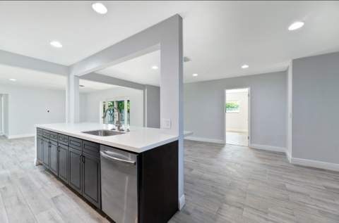 2160 NE 55th Court, Fort Lauderdale FL - photo 10 of 45