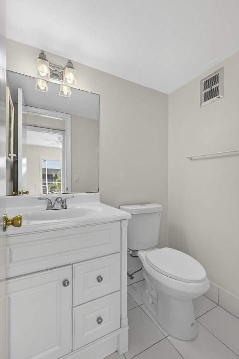 149 Hastings I, West Palm Beach FL - photo 10 of 34
