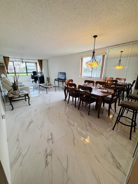 10526 E Clairmont Circle, Tamarac FL - photo 18 of 59