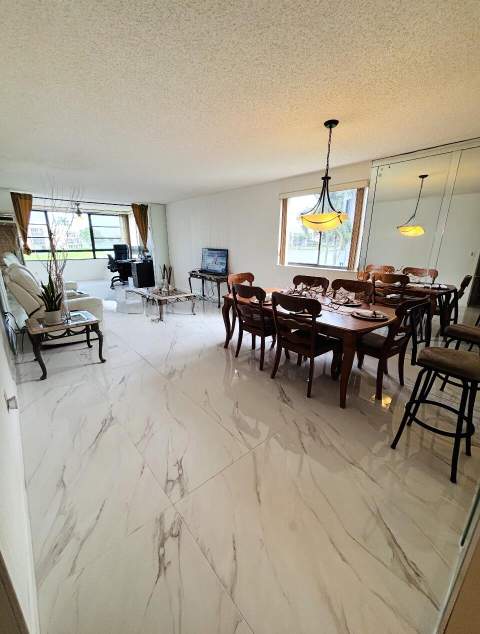 10526 E Clairmont Circle, Tamarac FL - photo 17 of 59