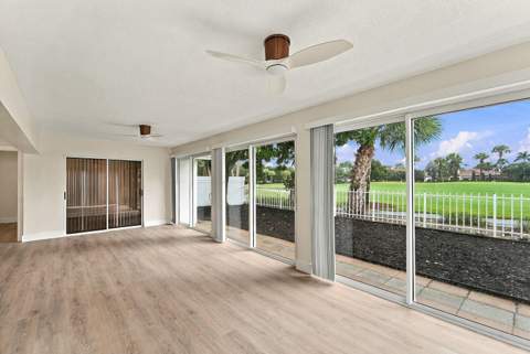 2398 Saratoga Bay Drive, West Palm Beach FL - photo 11 of 56