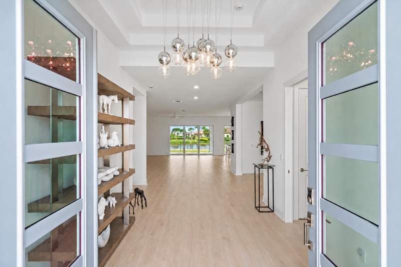 3 bedroom Single Family Residence at 13325 SW Alejandro Court, Esplanade At Tradition Phase 2, Port St. Lucie — photo 4