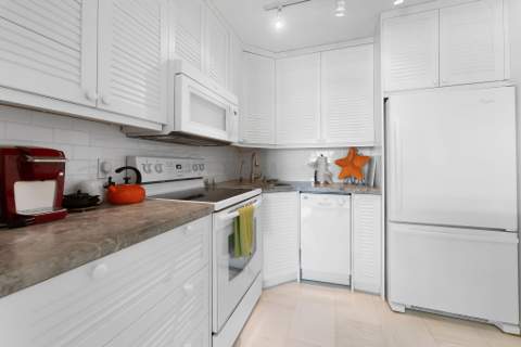 2830 NE 30th Street #9, Fort Lauderdale FL - photo 11 of 33