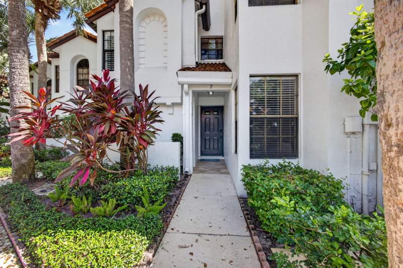 2 bedroom Townhouse at 2439 Treasure Isle Drive #Unit 7, Mariners Cove 1, West Palm Beach — photo 4