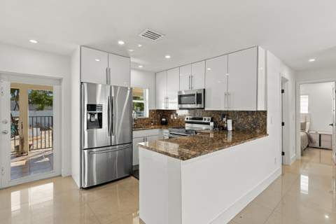 148 Browning, West Palm Beach FL - photo 8 of 20