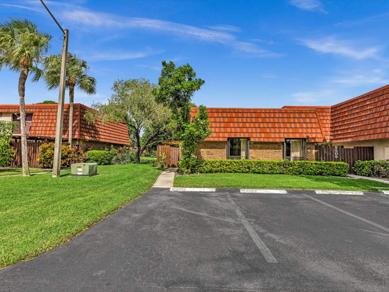 2 bedroom Townhouse at 8511 Boca Rio Drive, Village At Boca Rio Ph 1, Boca Raton — photo 4
